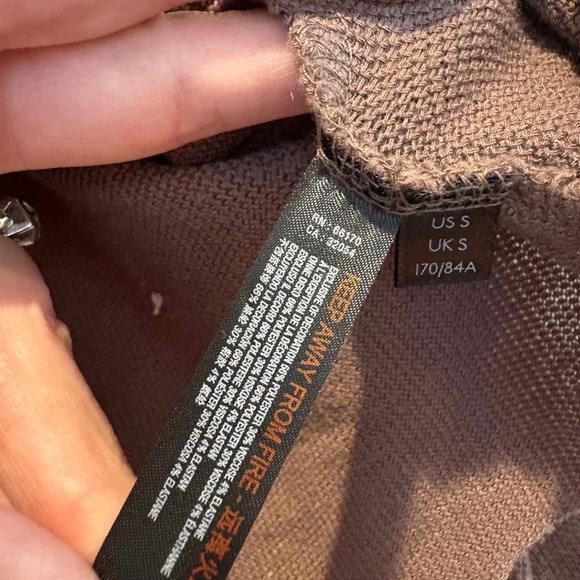 Out From Under Cropped Waffle Henley Brown Long Sleeve Urban Outfitters Small - Picture 12 of 14